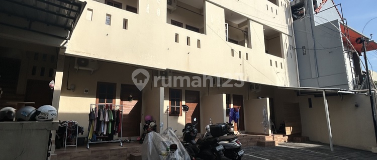 Kos House Over Contract Remaining 44 Years Strategic Location Near Tuban Bali Airport 1