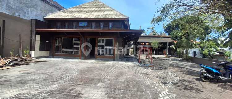 Shophouse (Office Residence) Strategic Location in Sanur Bali Area 1