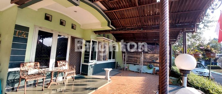 Hunian Luas 3 Lantai, Dekat Undip Tembalang Diperumahan Yang Nyaman 1