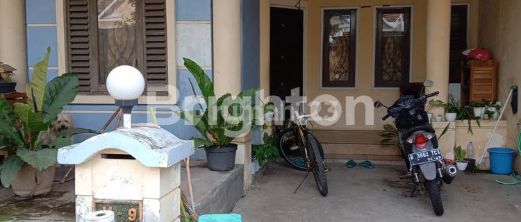 Rumah 2 Lantai Siap Huni Dipemukiman Padat Penduduk 1