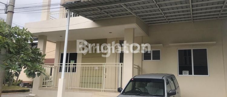 EXCLUSIVE BOARDING HOUSE IN UPPER SEMARANG, VERY SPACIOUS PARKING AREA 1