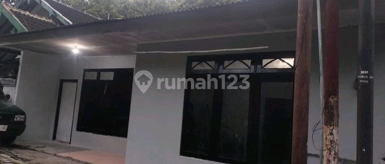 Rumah Sederhana Bebas Banjir di Semarang Atas 1