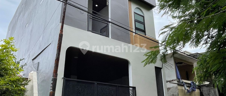 New Location, New Boarding House in Manyar, Boarding House with 25 Bedrooms + 1, Main Road, 1