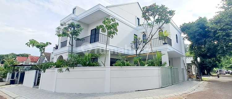 Beautiful Ready-to-Live Home at Strategic Location, BSD Kencana Loka 1