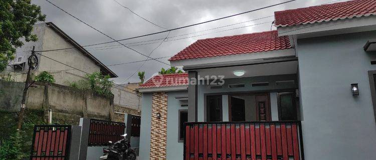 Dijual Rumah Minimalis Siap Huni Lokasi Cibinong Bogor Dekat Krl 1