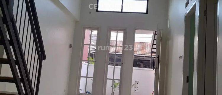 Rumah Akses Jalan 2 Mobil Di Villa Pamulang S8307 1