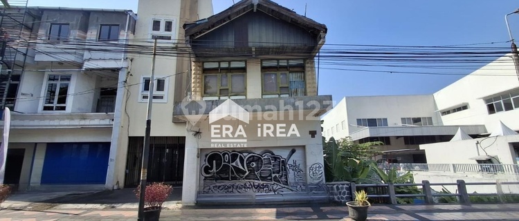 For Rent: 2-Story Shop House Near Klaten Town Square 1