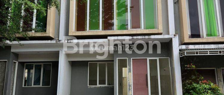 Rumah siap huni dekat SD Bunga Bangsa 1