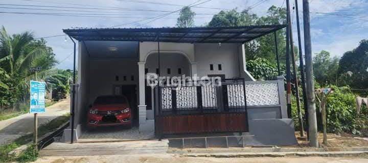 Rumah baru dekat SMA 11 sambutan 1