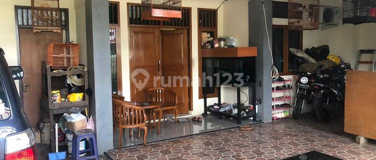 For Sale: House and 10-Door Boarding House in Ragunan, South Jakarta 1