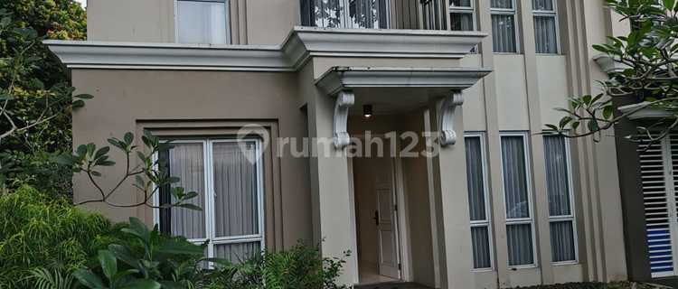 For Sale House in Bsd Foresta - Fresco Aria 1