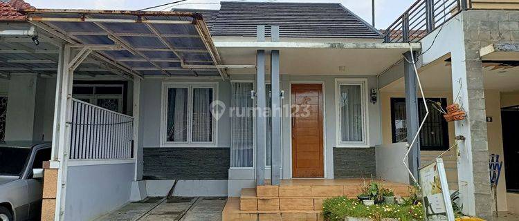 Rumah Minimalis Furnish Dekat Jungleland Sentul City, Bogor 1