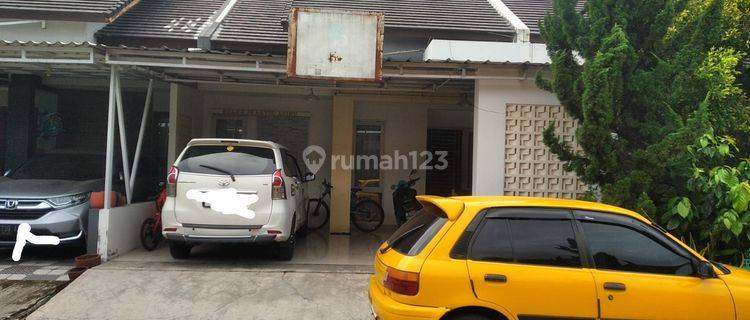 Rumah 2 Lantai Minnimallis Full Furnish Komplek Cherryfield 1