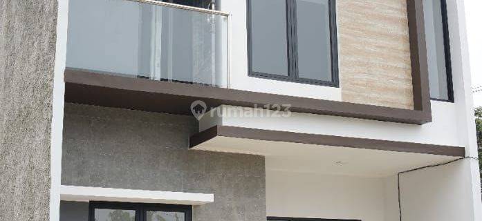 Rumah 2 Lantai Dalam Cluster di Jatisampurna Bekasi 1
