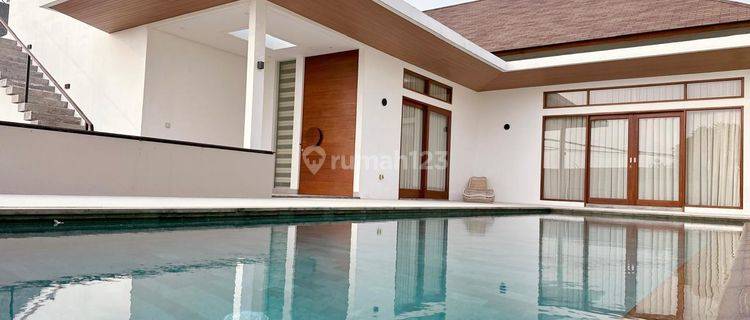 Dijual Villa Canggu Lokasi Yang Sempurna 1