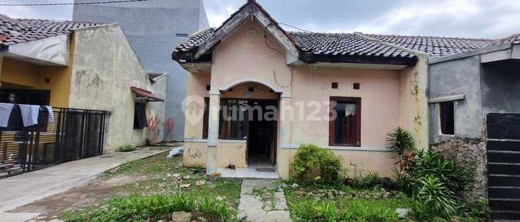 Affordable House Near Mitra Plumbon Hospital with SHM Close to Toll Gate 1
