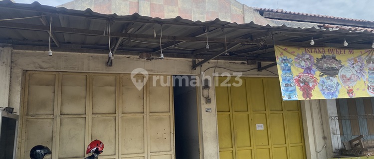 Gebang Market Ruko, Cirebon Regency, suitable for commercial, office, and investment zones, can also be used as a warehouse. 1