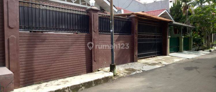 Rumah Dijual di Bona Indah, Jakarta Selatan. Bagus Dan Terawat. 1