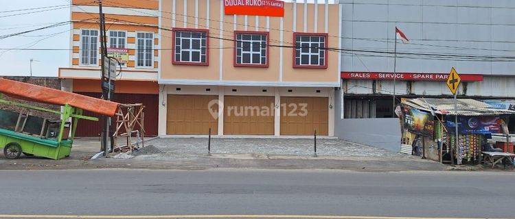 Dijual Ruko 2 Lantai Parkiran Luas Lokasi Pinggir Jalan Raya 1