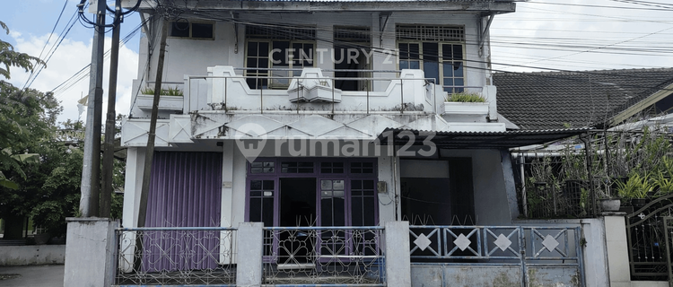 Rumah 2 Lantai dengan 5 Kamar Tidur Dekat Kampus Amikom Jogja 1