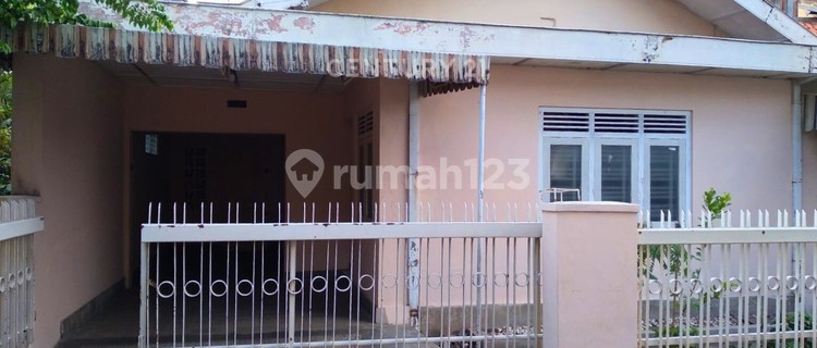 Rumah Luas Di Baciro Hanya 450 M Ke Kampus APMD Jogja 1