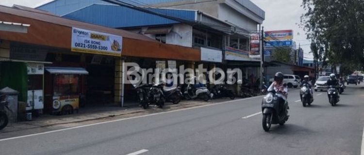 2 Shop-House Units, 4 Kiosk Units Standing on 810 Square Meters of Land, Strategically Located by the East Pontianak Main Road 1