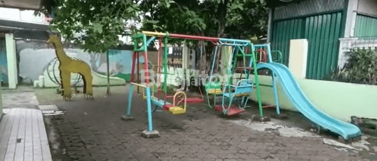 Dijual Gedung Bangunan Usaha Percetakan dan Sekolah TK di Ciracas Jakarta Timur 1