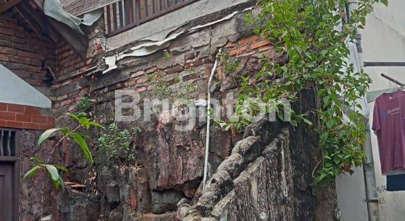 RUMAH KONTRAKAN 8 PINTU DI JATINEGARA JAKARTA 1