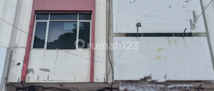 Twin Row House For Rent, One Unit Available In Ciluar 1