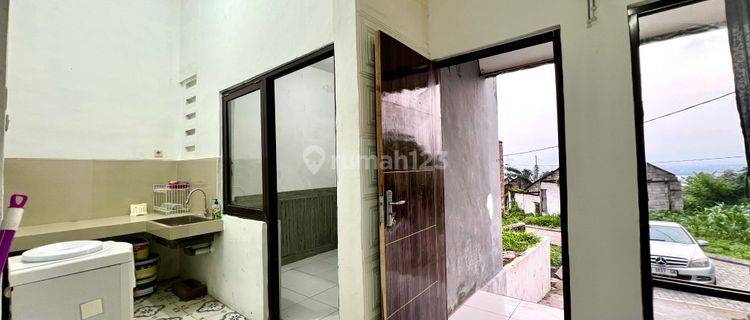 Rumah Baru Semi Furnish Dekat Kahatex Rancaekek Rumah SHM di PT Kahatex, Jl. Rancaekek, Mangunarga, Cimanggung, Sumedang, Jawa Barat, Indonesia, 45364, Rancaekek 1