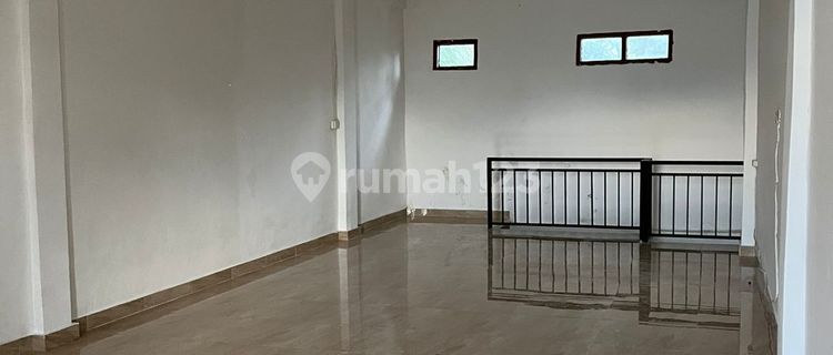 Disewakan Ruko Strategis 2 Lantai di Ubud 1