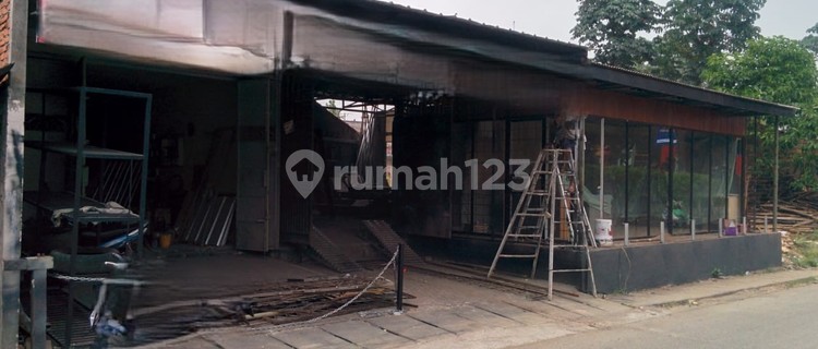 For Sale: Strategic Location Shop House in Cilenggang, Serpong 1