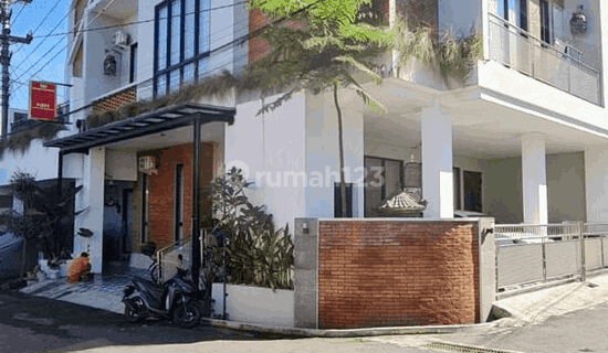 Dijual Rumah Kantor Terletak Di Kayen Cocok Utk Bisnis 1