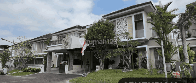 Rumah 2 Lt Kawasan Perumahan Green Hills Di Jl Kaliurang 1