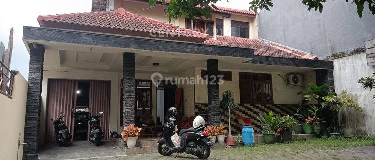 Rumah Keluarga Ideal Dengan 4 KT Dan 3 KM Di Condongcatur 1