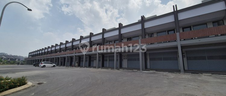 New 100% Ready-to-Use Shop House in Sasakirana, Kota Baru Parahyangan 1
