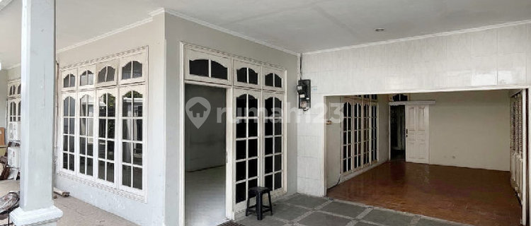 Strategic Location, Suitable for Silent Office or Residence 1