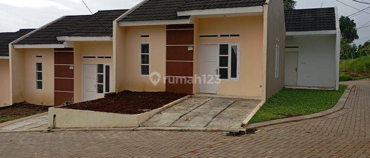Rumah Minimalis Dekat Stasiun Dan Exit Tol Parungkuda 1