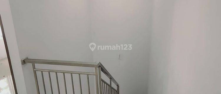 Rumah 2 Lantai Dekat Rs Hermina Dan Hga 2 Lantai Baru 1