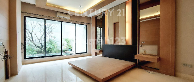 Disewa Rumah Elegan  2 Lt Ada Pool Daerah Cilandak JakSel 1