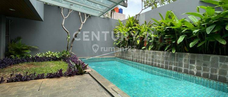 Dekat SCBD Rumah Cantik Dengan Rooftop Di Kebayoran Baru 1
