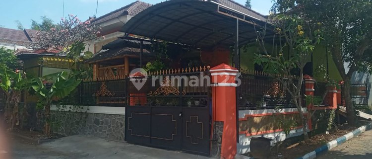 DI JUAL CEPAT RUMAH DI PERUM GRAHA DEWATA KONDISI SDH RENOVASI 1