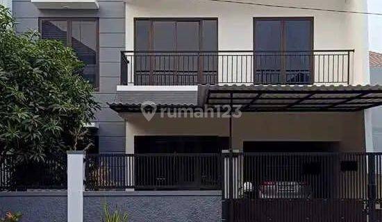 Di Jual Rumah Mewah Di Metland Menteng 2 Lantai Jaktim 1