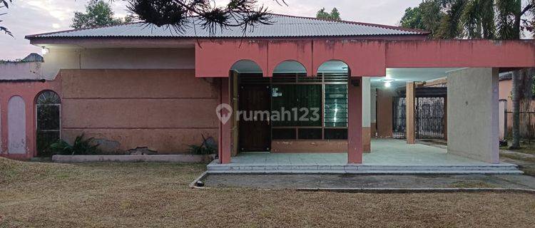 di Jual Rumah Jl. Karya Utama, Johor, Medan 1