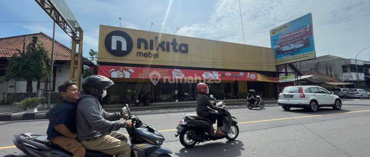 Disewakan Ruko 2 Lantai di Jl. Ahmad Yani Magelang Ex Nikita Store 1