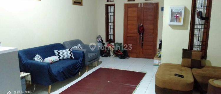 Rumah 2 Lantai Bagus Semi Furnished SHM Area Moch. Toha, Bandung 1