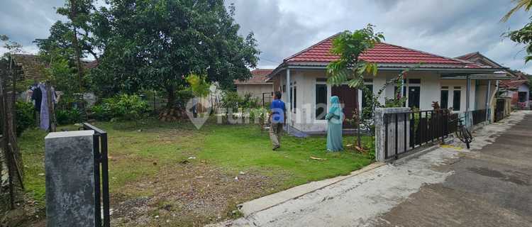 FOR SALE SPACIOUS HOUSE IN CIBEBER 1