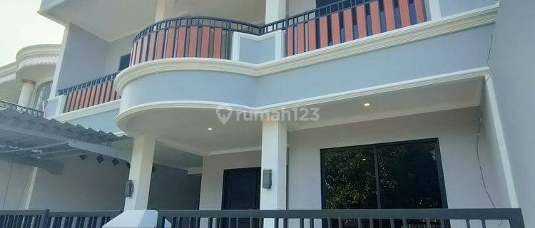 Di Jual Rumah Mewah Dan Elegant Griyaloka 1