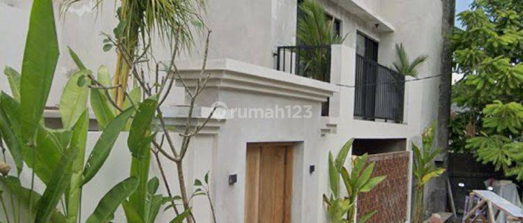 Dijual Villa Eksklusif Di Jalan Pantai Berawa 1