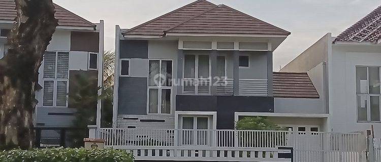 Dijual Rumah Mewah 2 Lantai Full Furnished Di Kota Wisata, Cibubur 1